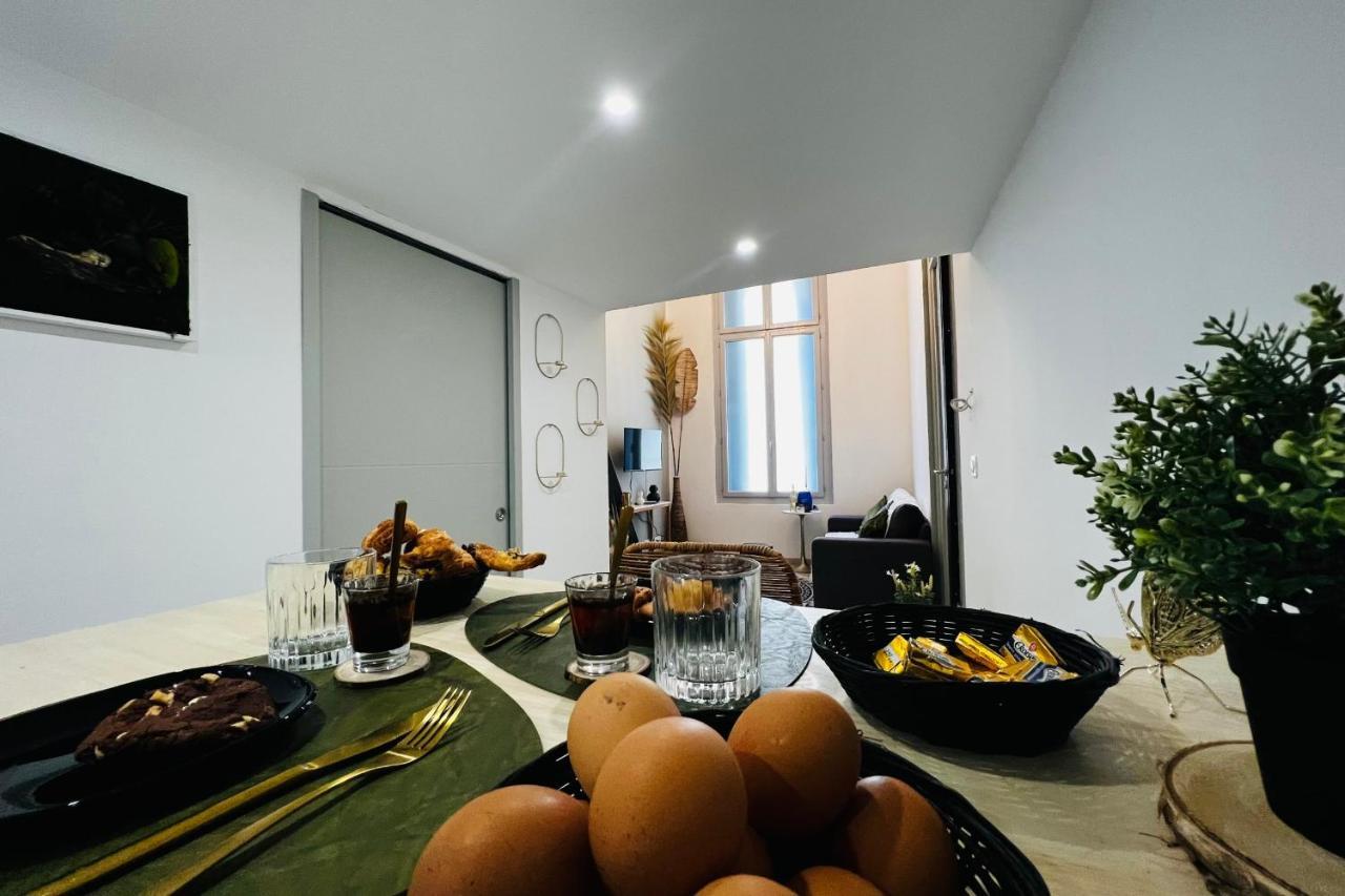 Le Delice - Coeur De Ville Climatiser Nimes Ngoại thất bức ảnh